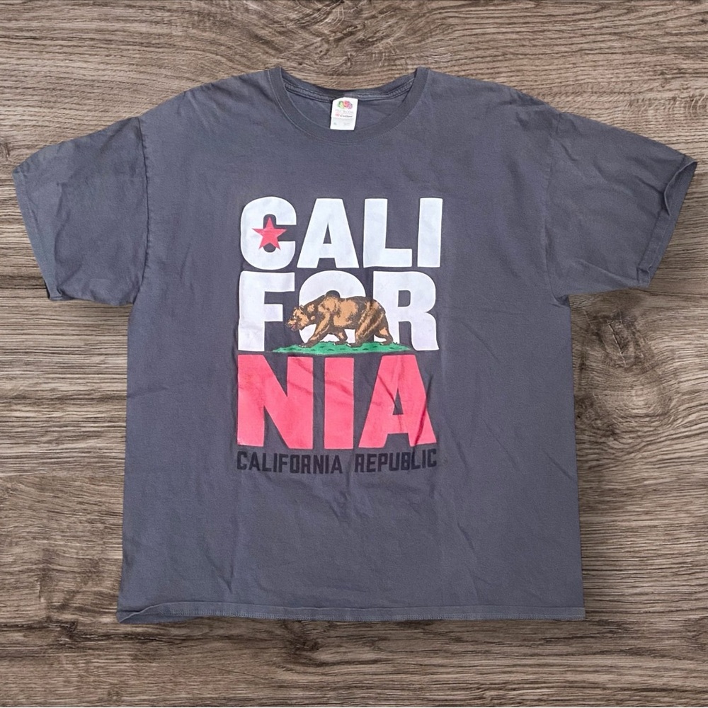 Grey California Republic Graphic Tee